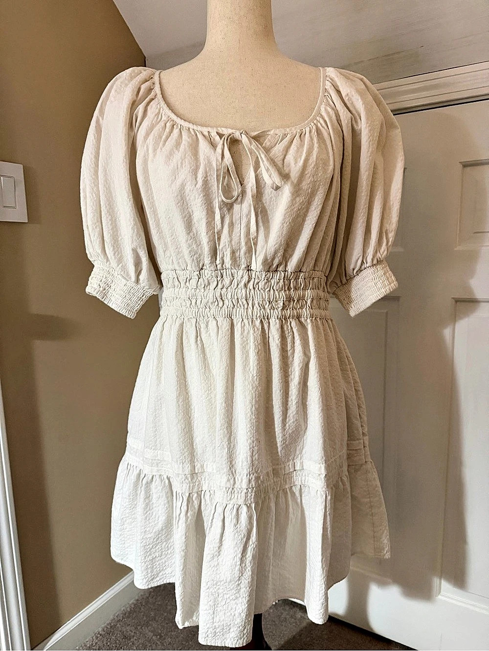 Anthropologie Puff Sleeve Mini Dress in Off White Size Small